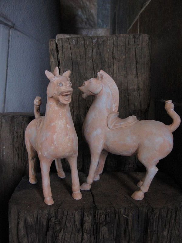 horse-sculptures-3.jpg
