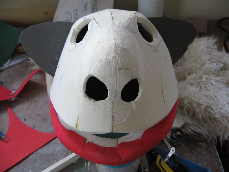 Head skinned with muslin. Thin foam sheeting added on lips to smooth them out.